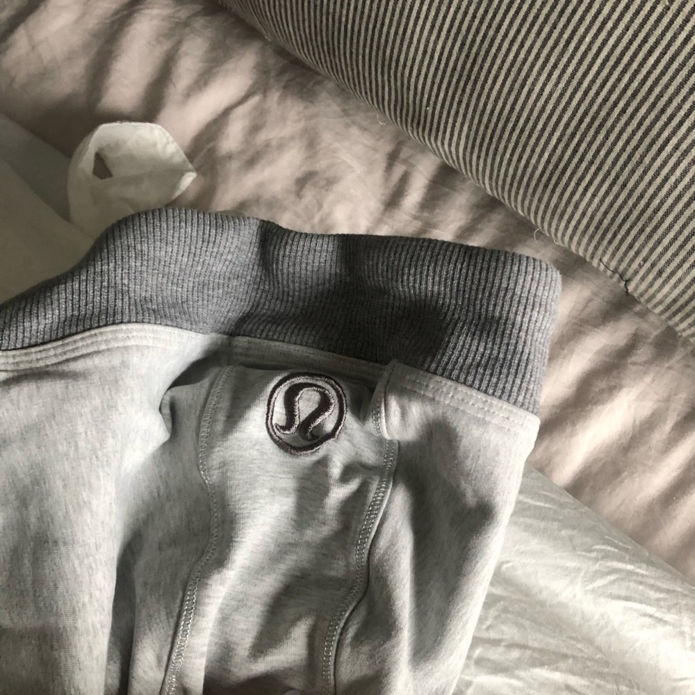 lululemon jacket - Picture 6 of 7